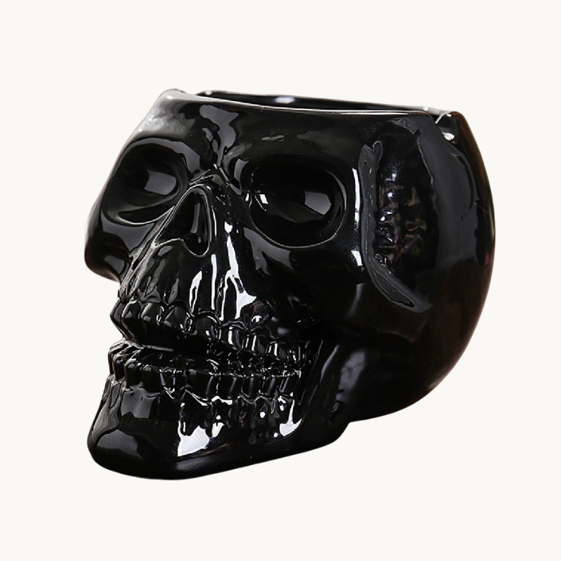 Skull Ceramic Ashtray – Modern Gothic Decor